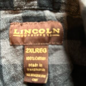 Men’s longsleeved two extra large Lincoln outfitters flannel
